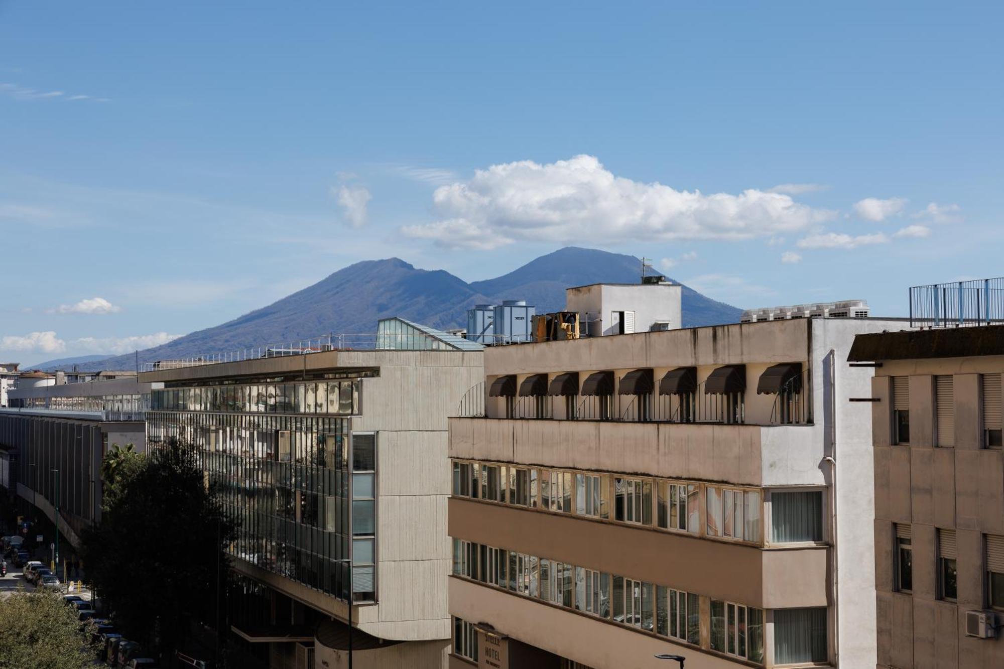 Отель Le Stanze Di Napoli Экстерьер фото